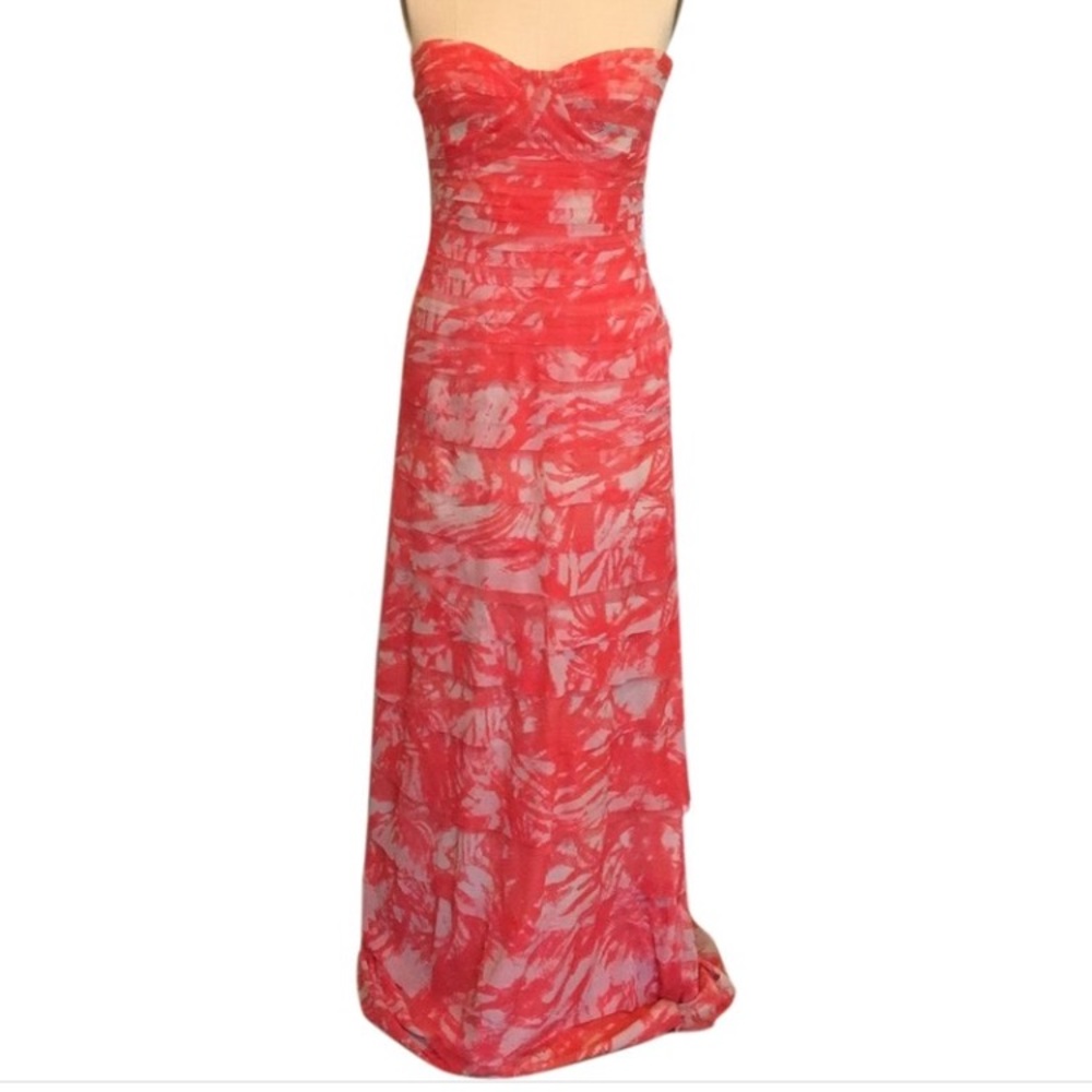 BCBG MAXAZRIA gown WYL6Q142 Coral reef size 4